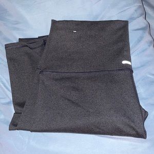 Gray Arie Leggings